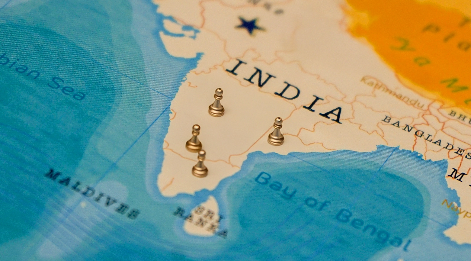 India supera a China como la economía de más rápido crecimiento en Asia