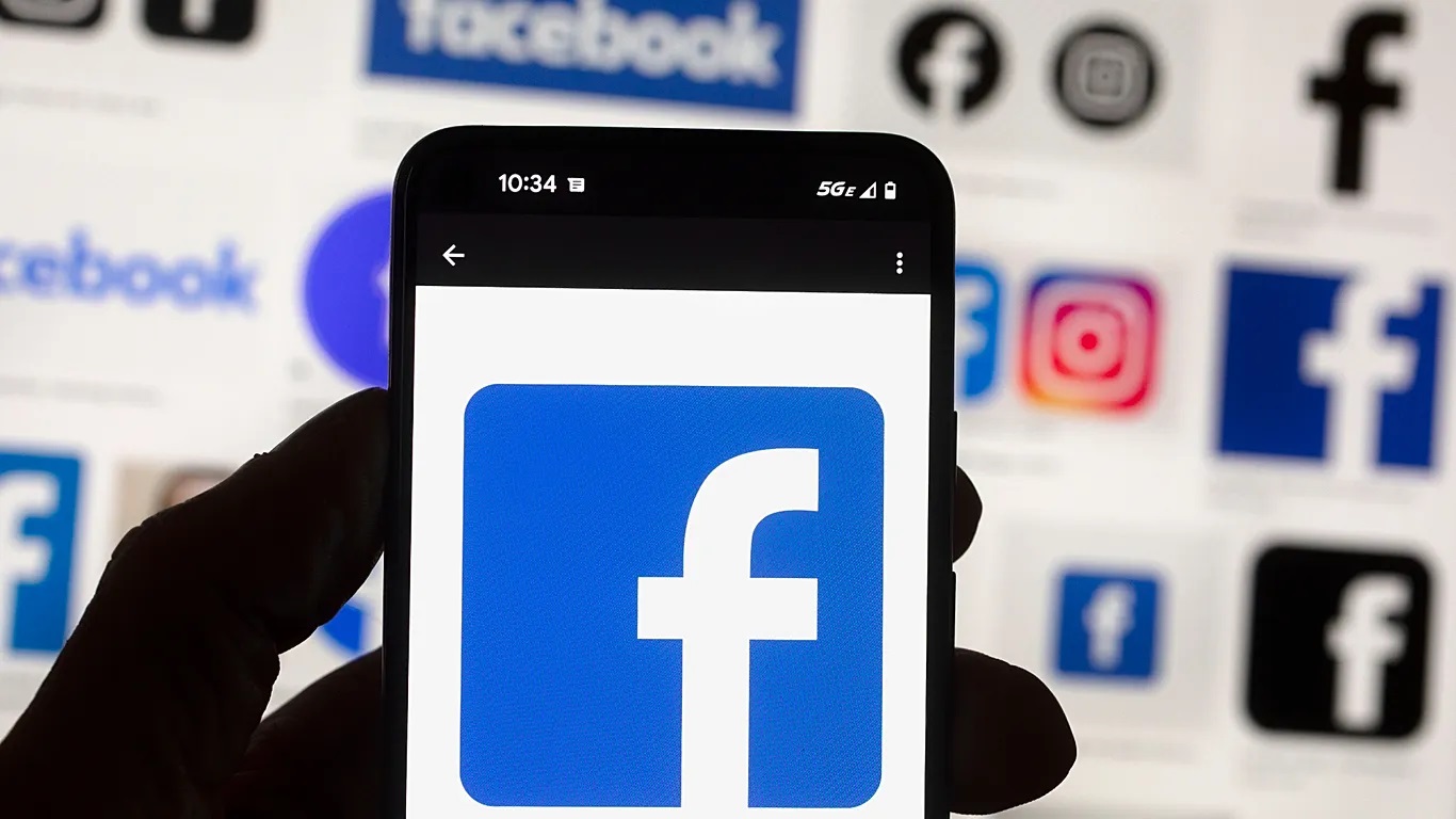 La UE dice que Meta viola normas digitales al no mantener a menores fuera de Instagram y Facebook